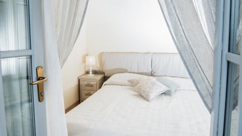 Nette slaapkamer van Villa Trevinano in Lazio