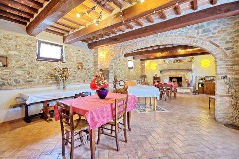 Casale tiziano fighille umbrie toscane