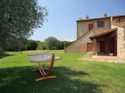 Vakantiewoning met zwembad en tuin Viterbo, Lazio