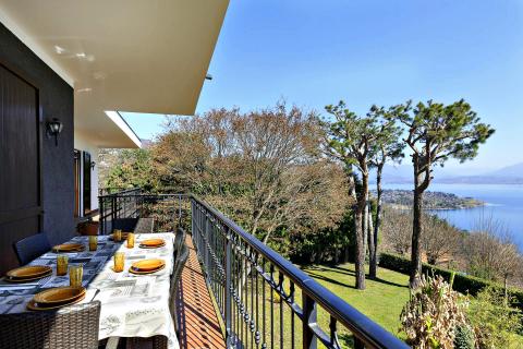 prive zwembad lago maggiore villa familie