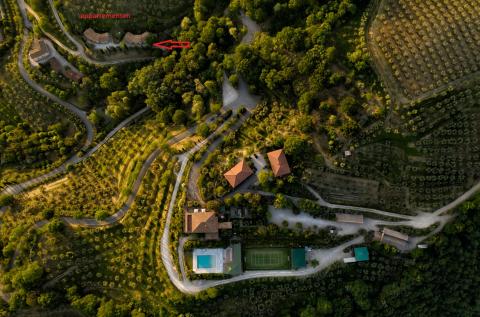 Resort Umbrie met zwembad en tennisbaan