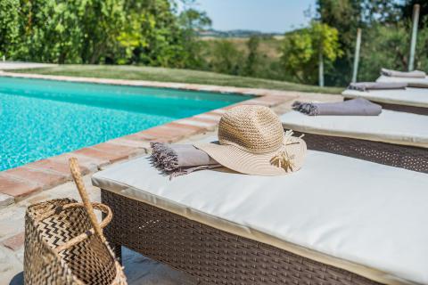 Vakantiehuis 8 personen zwembad italie le marche