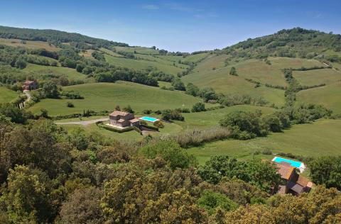 Mooi vrijstaand vakantiehuis met (verwarmd) privé zwembad bij de Toscaanse kust |Tritt.nl