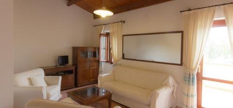 2e woonkamer boven (ideaal met 2 gezinnen)