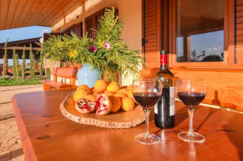 Heerlijk genieten van een wijntje en de rust.