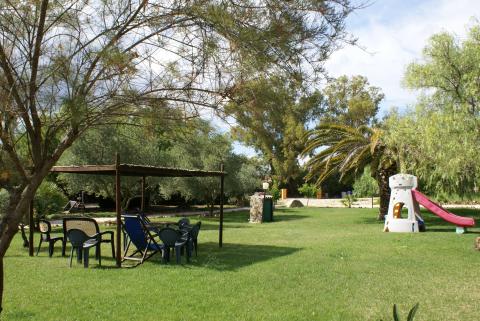 Ruime tuin van kindvriendelijke agriturismo