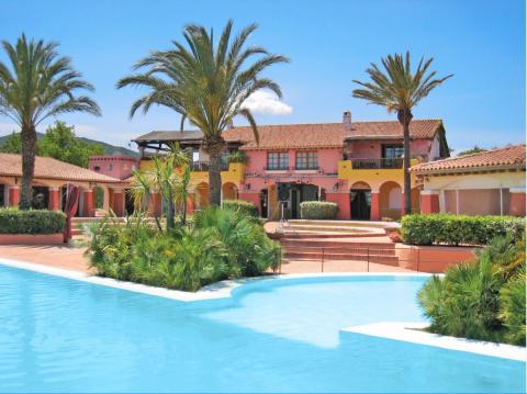 Zwembad Isuledda Resort