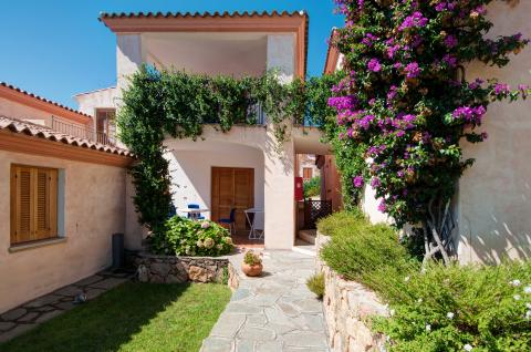 Modern vakantiehuis met zwembad, Noord Sardinië