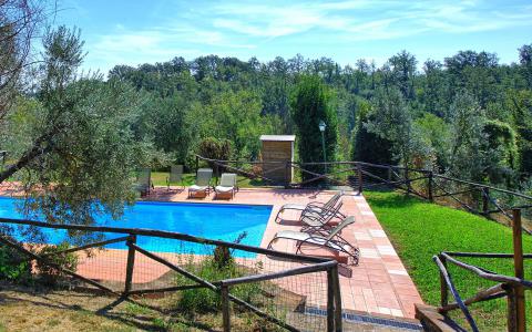Agriturismo met appartementen Toscane
