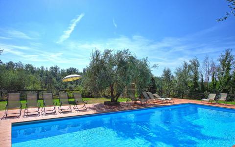 Agriturismo met appartementen wijnboerderij