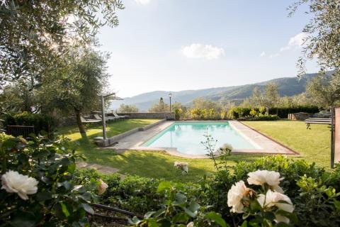 Vakantiewoning met zwembad bij Cortona