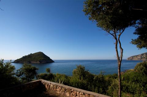 Villa aan zee Toscane