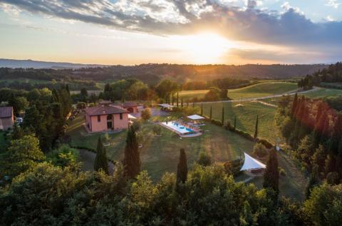 Luxe Toscaanse villa Montelopio voor 8 personen | Tritt.nl