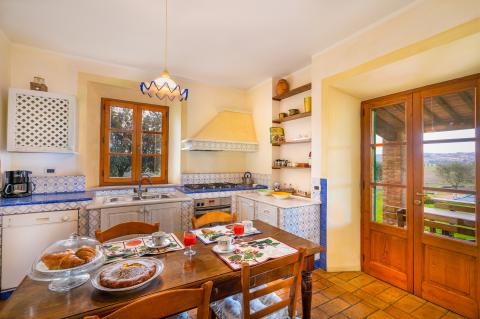 Ruime smaakvolle villa nabij Siena, Toscane