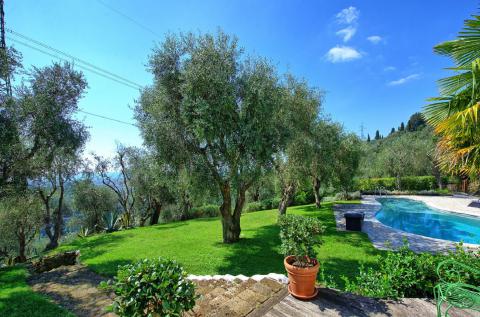 Villa Pietrasanta Toscane kust 6 prs.