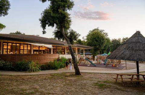 Paradu resort Toscaanse kust