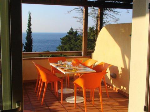 Appartementen Elba met zeezicht