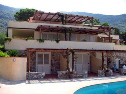 Vakantiehuizen Elba strand Toscane