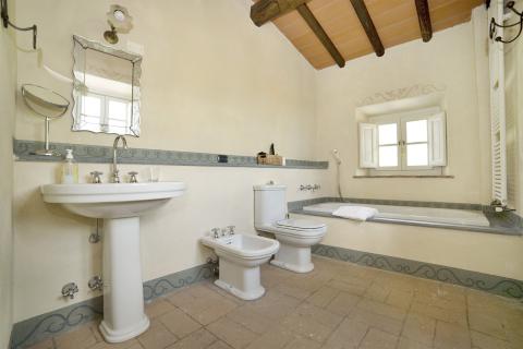 Vrijstaande villa Lucca in Toscane 10 personen | Tritt.nl