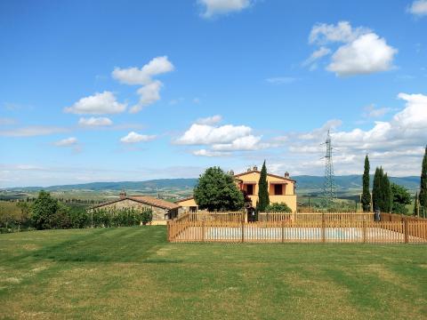 Agriturismo bij Rosignano in Toscane