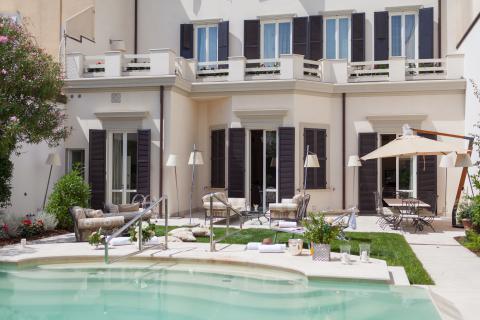 vakantievilla viareggio Toscane groepsvakantie