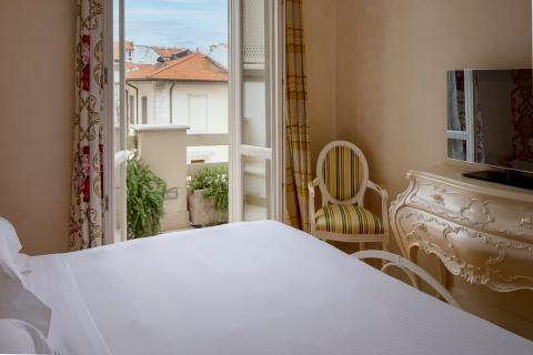 strandvakantie luxe viareggio villa toscane