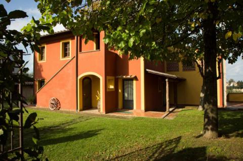 Vakantiehuisjes bij Lari Toscane