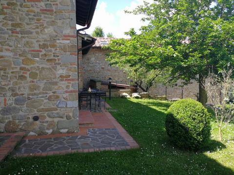 Kleinschalige agriturismo met zwembad Mugello, Florence