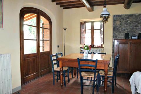 Vrijstaande woning met zwembad, Pisa, Toscane