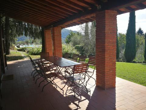 Vrijstaande woning met zwembad, Lucca Toscane