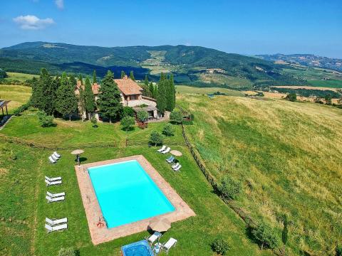 Grote vakantiewoning Toscane voor 4 families