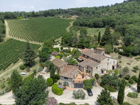 Agriturismo met appartementen vlakbij Florence