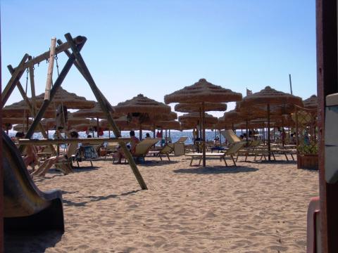 Vakantiepark met strand Sardinie