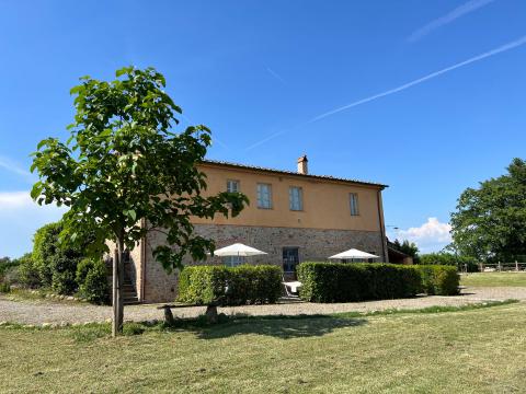 Charmante Toscaanse agriturismo in Terricciola, Pisa | Tritt.nl