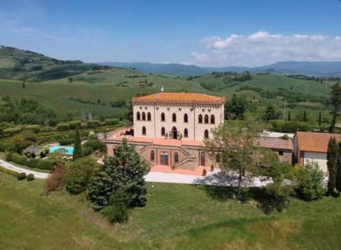 Villa Toscane met zwembad
