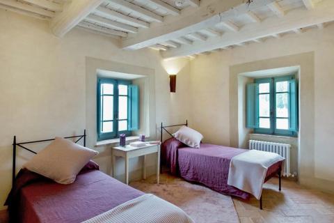 Luxe villa zwembad, tennisbaan, bij Siena  Toscane