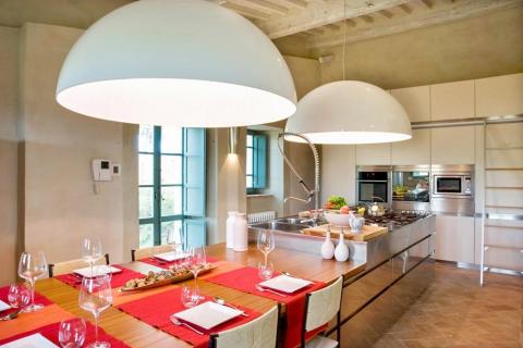 Luxe villa zwembad, tennisbaan, bij Siena  Toscane