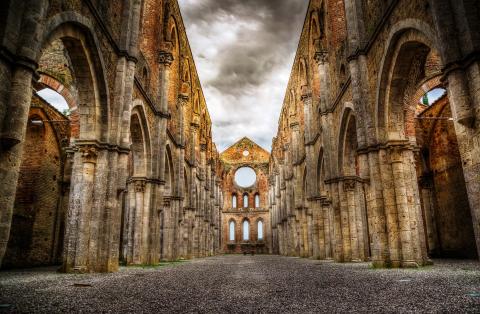 Vakantie Siena - De legende van San Galgano, net zo heilig als Sint Nicolaas