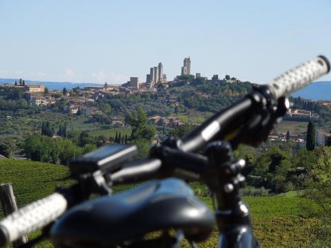 Fietsen in Toscane van Montespertoli naar San Gimignano (deel 1)